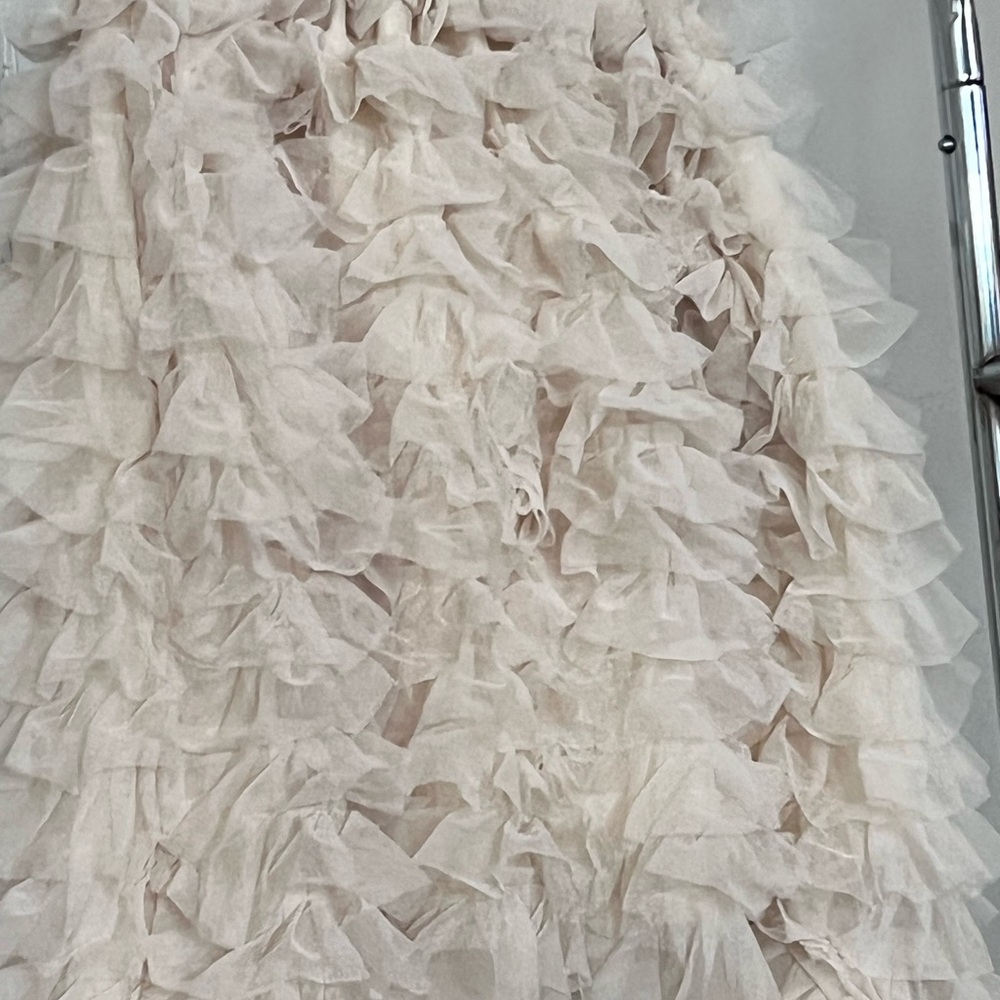 Elegant Cream Hi Low Ruffled Skirt - Picture 3 of 6